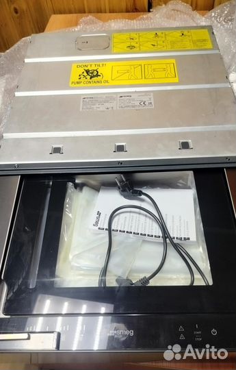 Вакууматор smeg CPV615NX