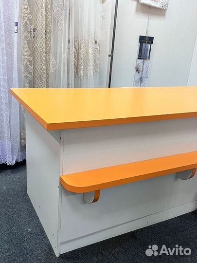 Продам стол для магазина