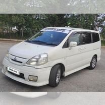 Nissan Serena 2.0 CVT, 2004, 260 000 км, с пробегом, цена 520 000 руб.