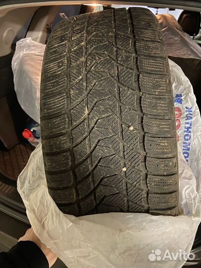 Tri Ace Snow White 275/45 R21 170H