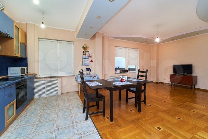 4-к. квартира, 126 м², 5/6 эт.