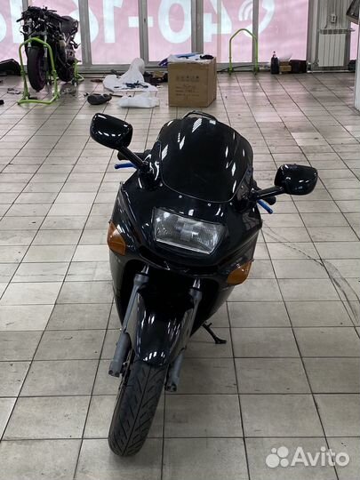 Kawasaki ZZR400-2
