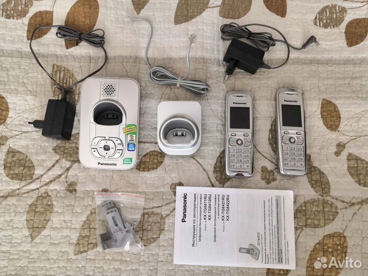 Радиотелефон Panasonic KX-TG8422RU