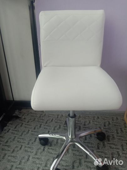 Стол и стул для работы на кушетке