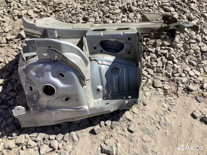 Лонжерон передний правый Renault Megane 3 K9K834