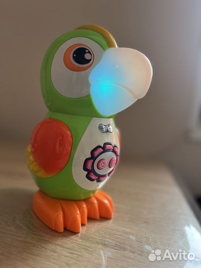 Говорящий попугай