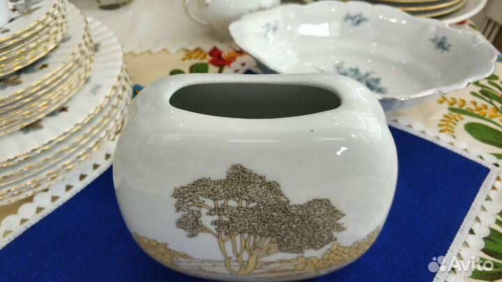 Ваза плоска для цветов Hutschenreuther. Германия