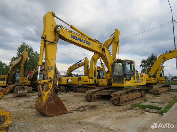 Гусеничный экскаватор Komatsu PC220LC-8M0, 2018
