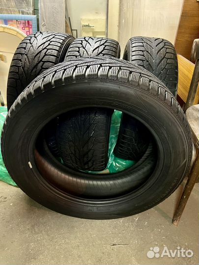 Nokian Tyres Hakkapeliitta R2 235/55 R19 105R