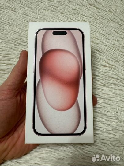iPhone 15, 256 ГБ