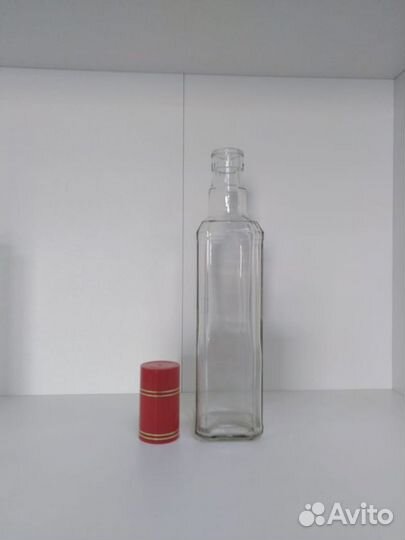 Бутылка стеклянная