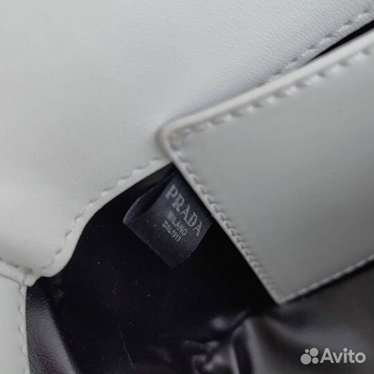 Клатч женский Prada