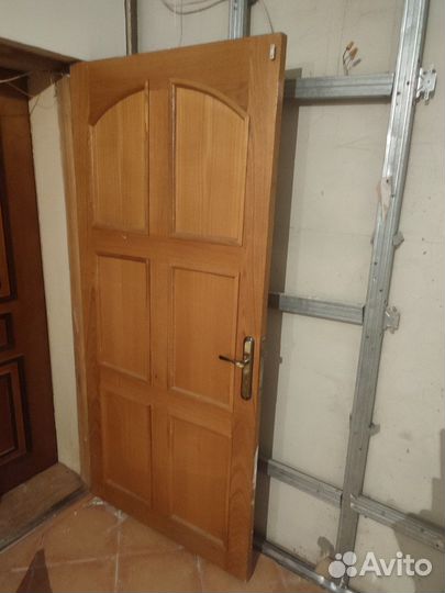Межкомнатные двери из цельного массива бука