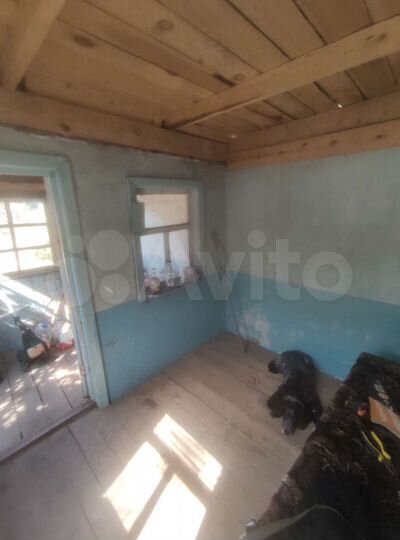 Дом 10 м² на участке 6 сот.