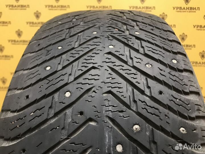 Nokian Tyres Hakkapeliitta 8 215/55 R17 98T