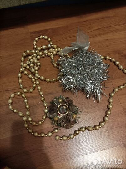 Елочные игрушки