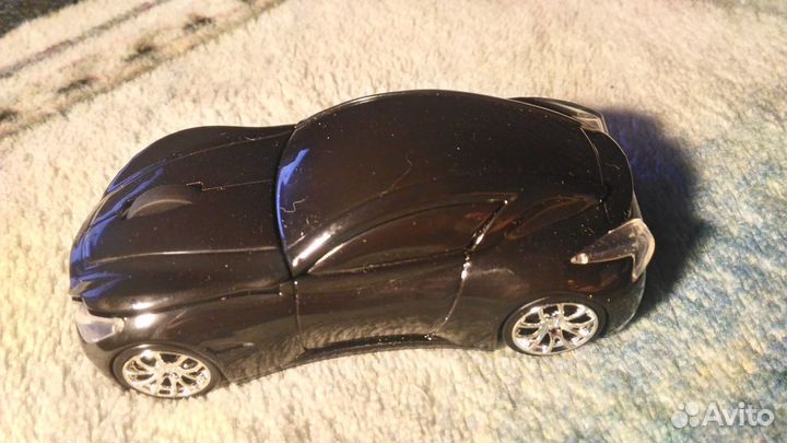 Беспроводная мышь в виде машины