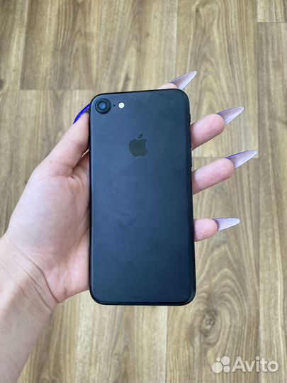 Телефон iPhone 7 128gb