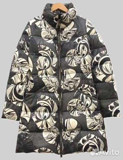 Стильное женское пальто от Emilio Pucci