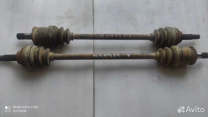 Приводной вал задний Mitsubishi Legnum 4WD