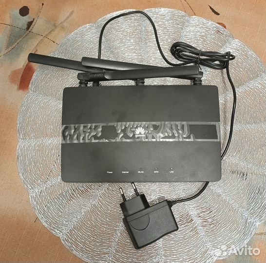 Wifi роутер Huawei WS550