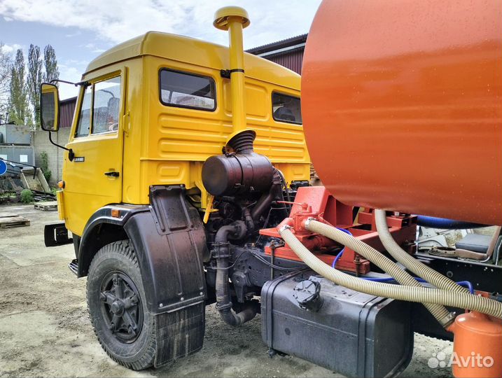 Камаз Вакуумная машина ко-505А
