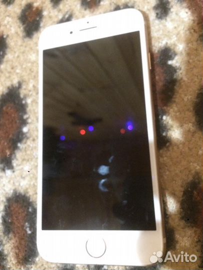 Телефон iPhone