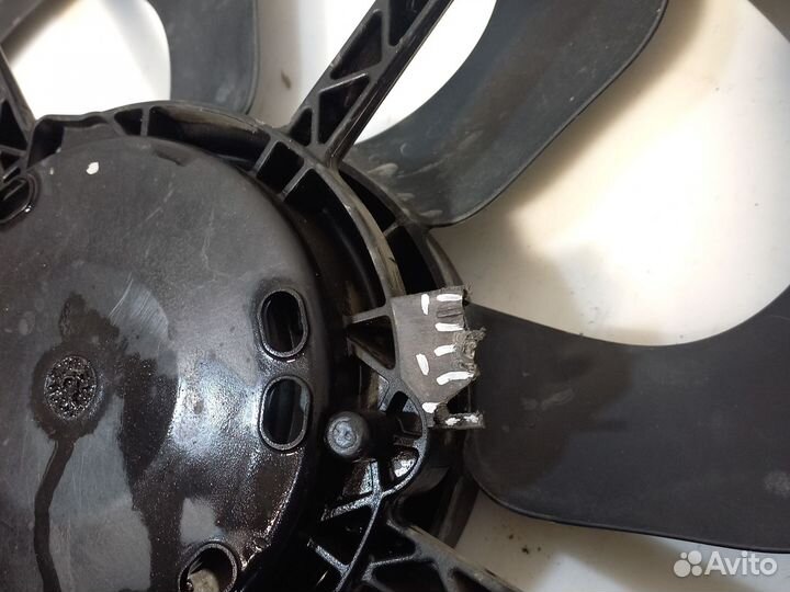 Дифузор с вентилятором Renault Duster