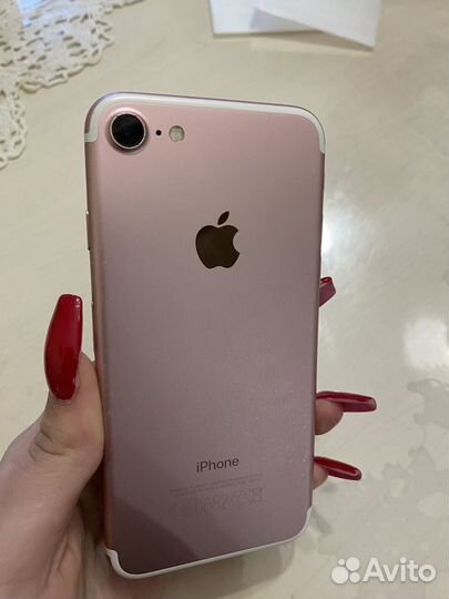 Продам iPhone 7, 128гб