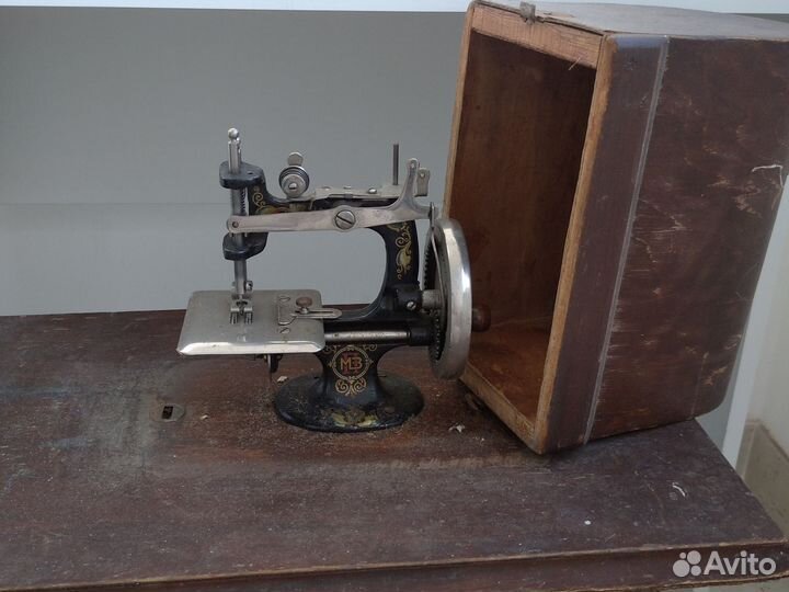 Швейная машинка антикварная детская