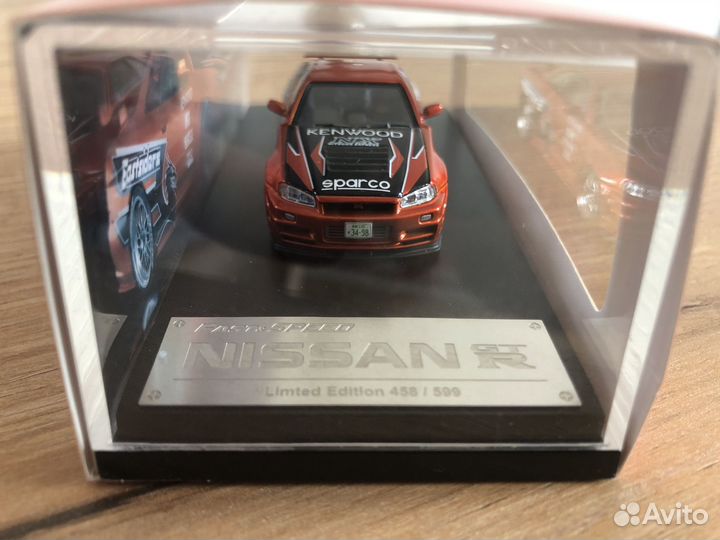 Nissan gtr 1:64