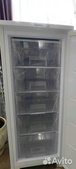 Морозильная камера бирюса 114