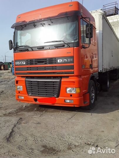 DAF 95XF430 с полуприцепом, 2002