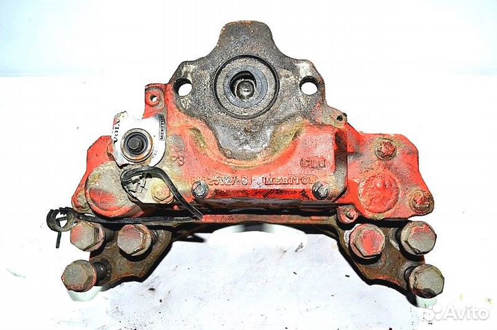 Суппорт вспомогательного моста, левый volvo FH16