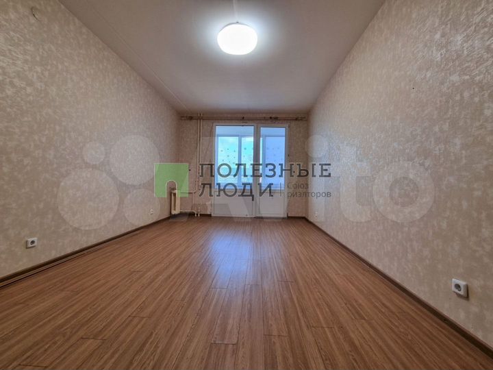 2-к. квартира, 50 м², 6/9 эт.