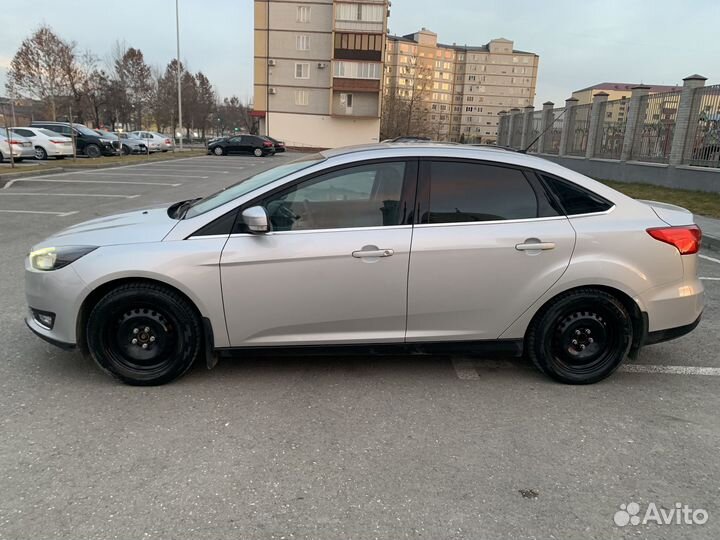 Ford Focus 1.6 AMT, 2015, 180 000 км