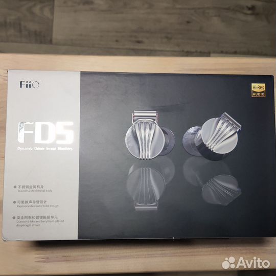 Наушники FiiO FD5 класса Hi-res динамические