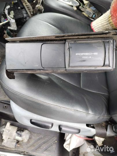 Сд чейнджер Порше Кайен 955 2005г