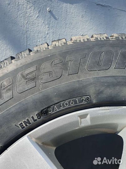 Bridgestone Ice Cruiser 7000 235/65 R17 108T