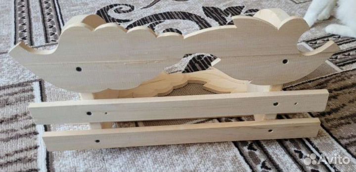 Полка деревянная угловая