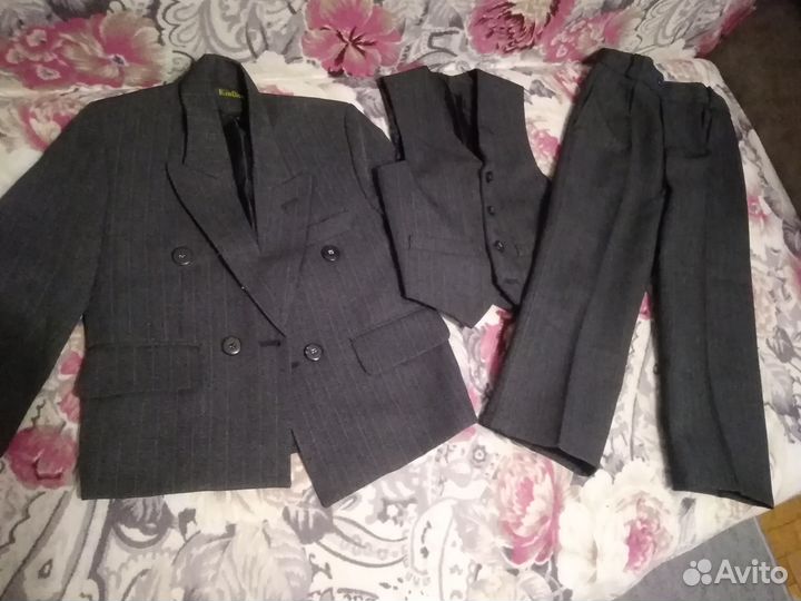 Брюки, рубашки, костюмы для школы и не только