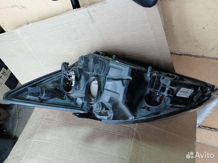 Фара правая черная Форд Фокус 2 рестайл (оригинал)
