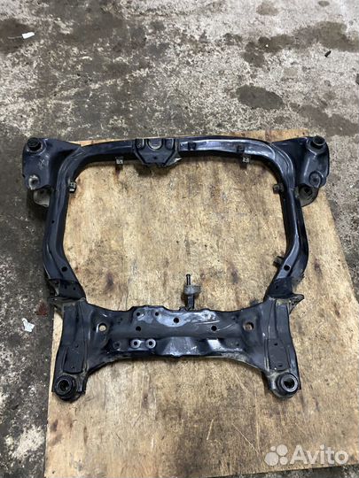Подрамник двигателя Kia Cerato