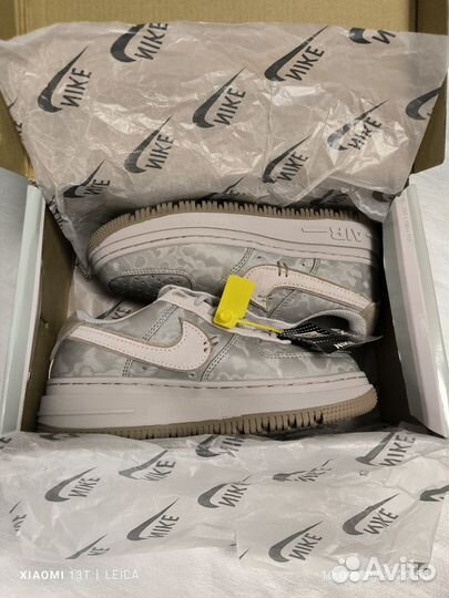 Кроссовки осенние Nike Air Force 1 Low Luxe 