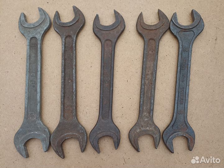 Разводной газовый ключ