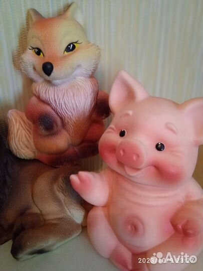 Резиновые игрушки большие