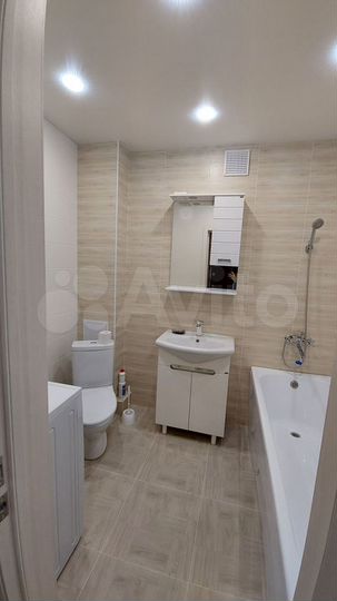 1-к. квартира, 42 м², 9/9 эт.