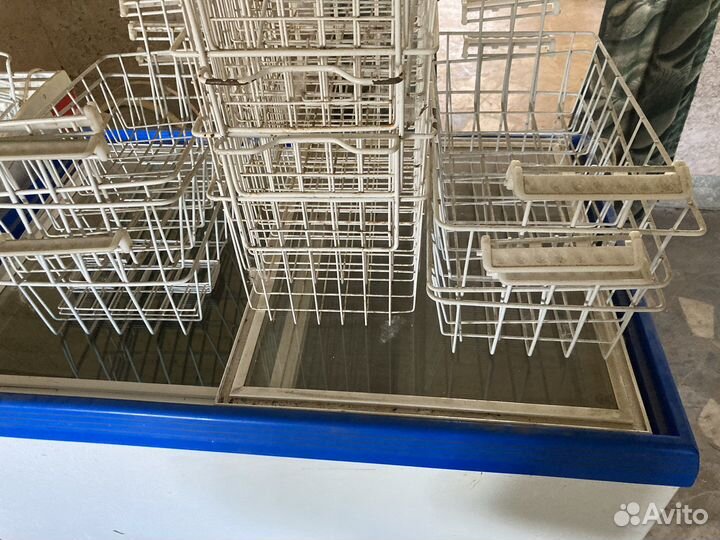 Корзинки для морозильника б/у