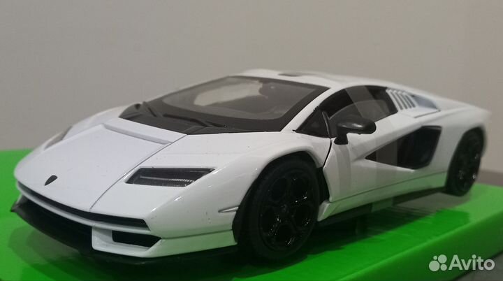 Модель автомобиля Lamborghini Countach Welly ориги