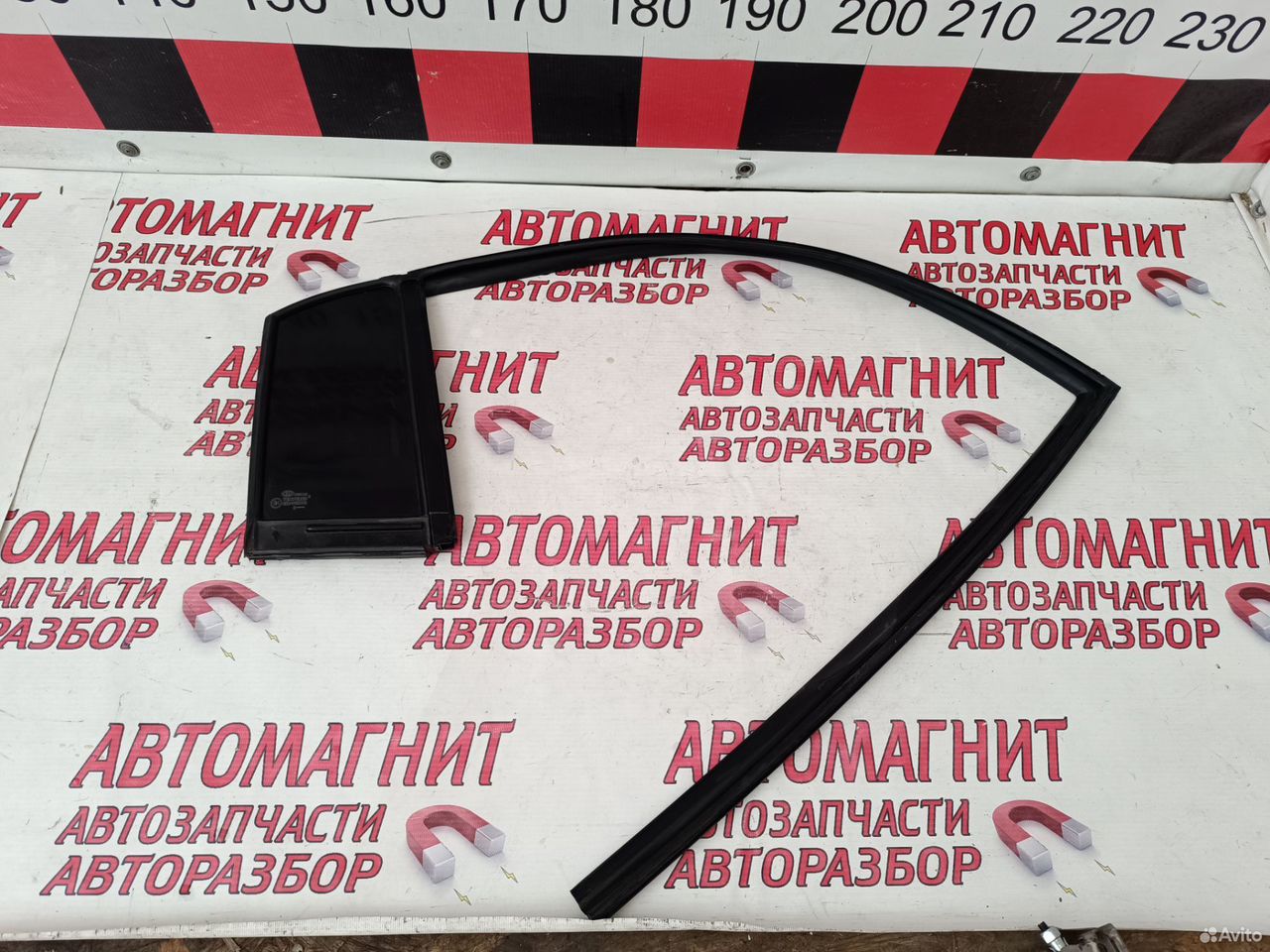 Форточка задняя правая уплотнитель Рио X Line